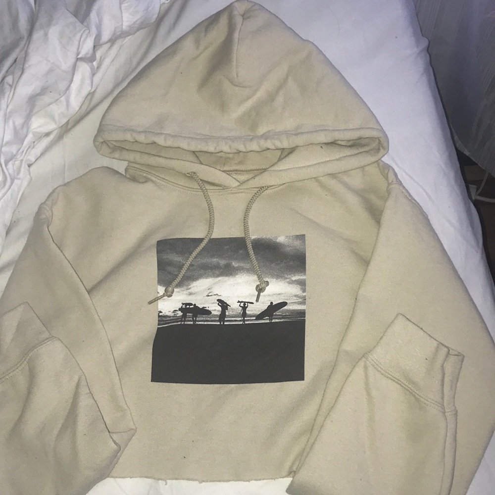 Cropped Hoodie in Tan